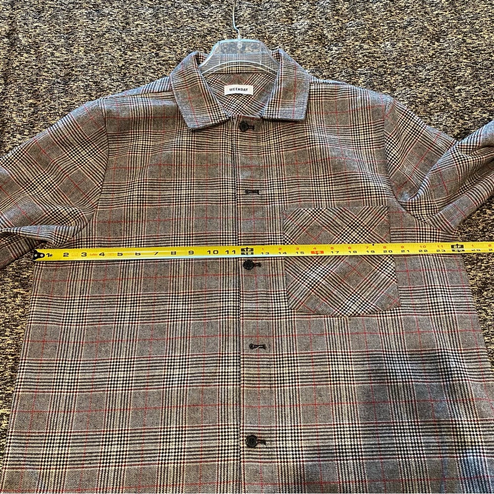 Men’s Glen Plaid square bottom jacket with one pocket on right side - Picture 3 of 7